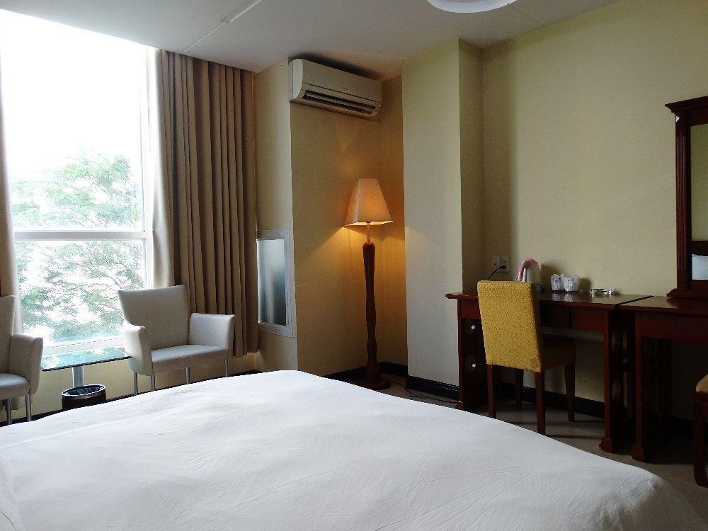 Lien Thanh Hotel Ho Chi Minh City Exterior photo