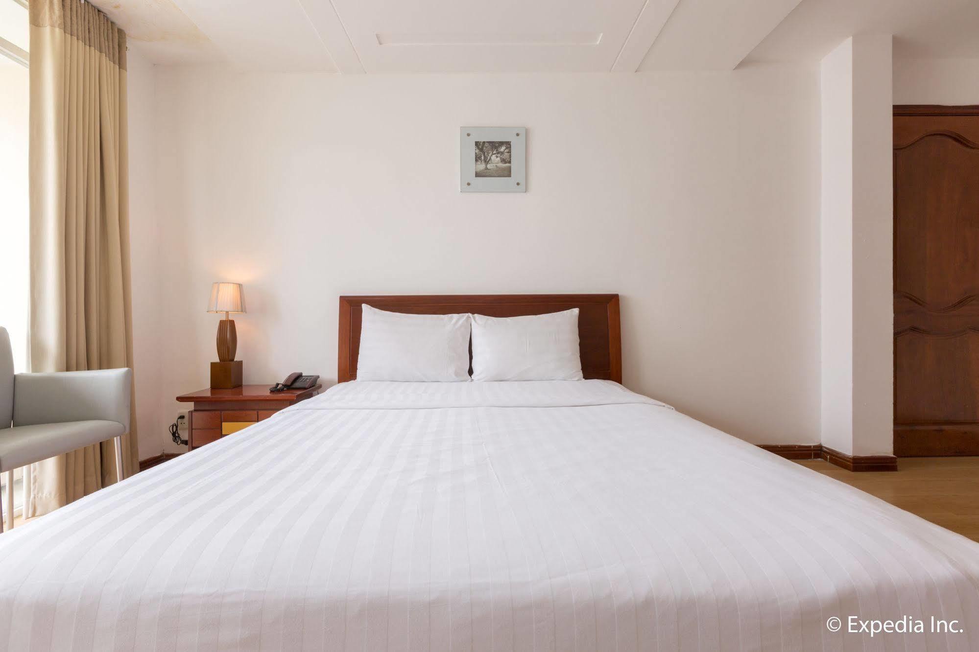 Lien Thanh Hotel Ho Chi Minh City Exterior photo